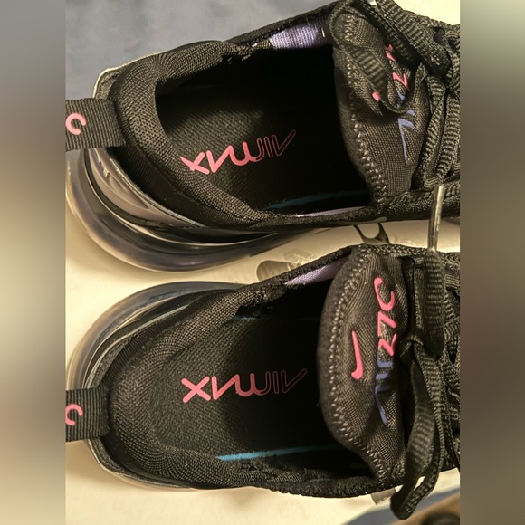 Nike Air Max 270 Throwback Future Men’s Size 13 Black/Laser Fuchsia Like New - Picture 12 of 14